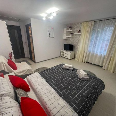 Buzz Apartment كلوج-نابوكا المظهر الخارجي الصورة