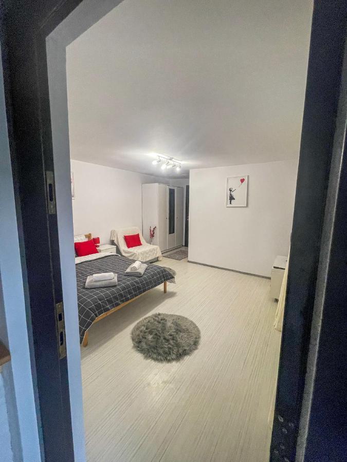 Buzz Apartment كلوج-نابوكا المظهر الخارجي الصورة